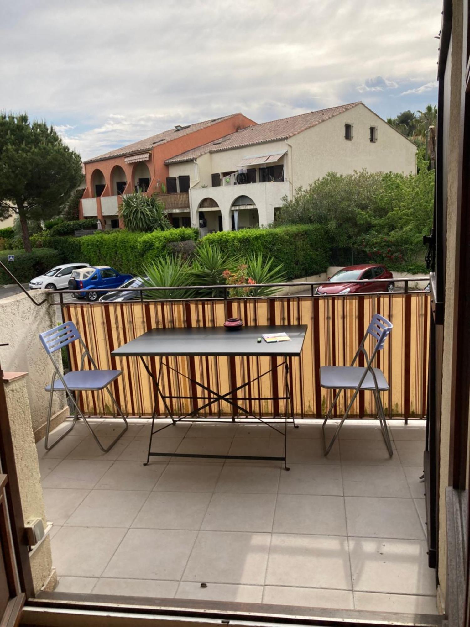 La Calmeraie Villeneuve-Loubet Buitenkant foto